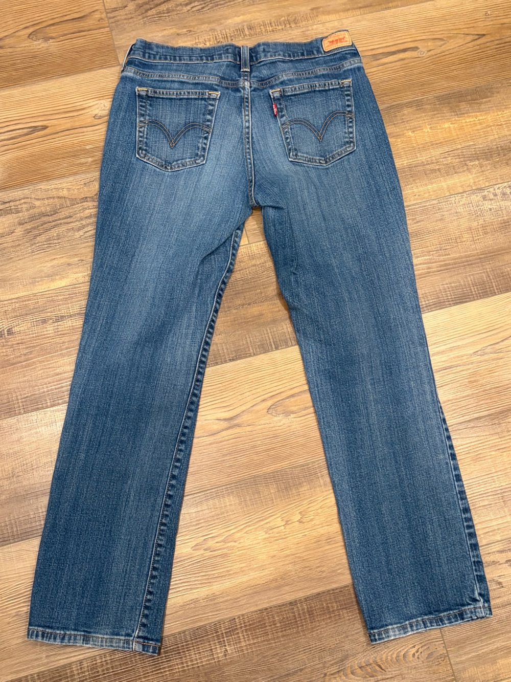 Levi's Blue Straight Leg Women's Jeans - Picture 6 of 10